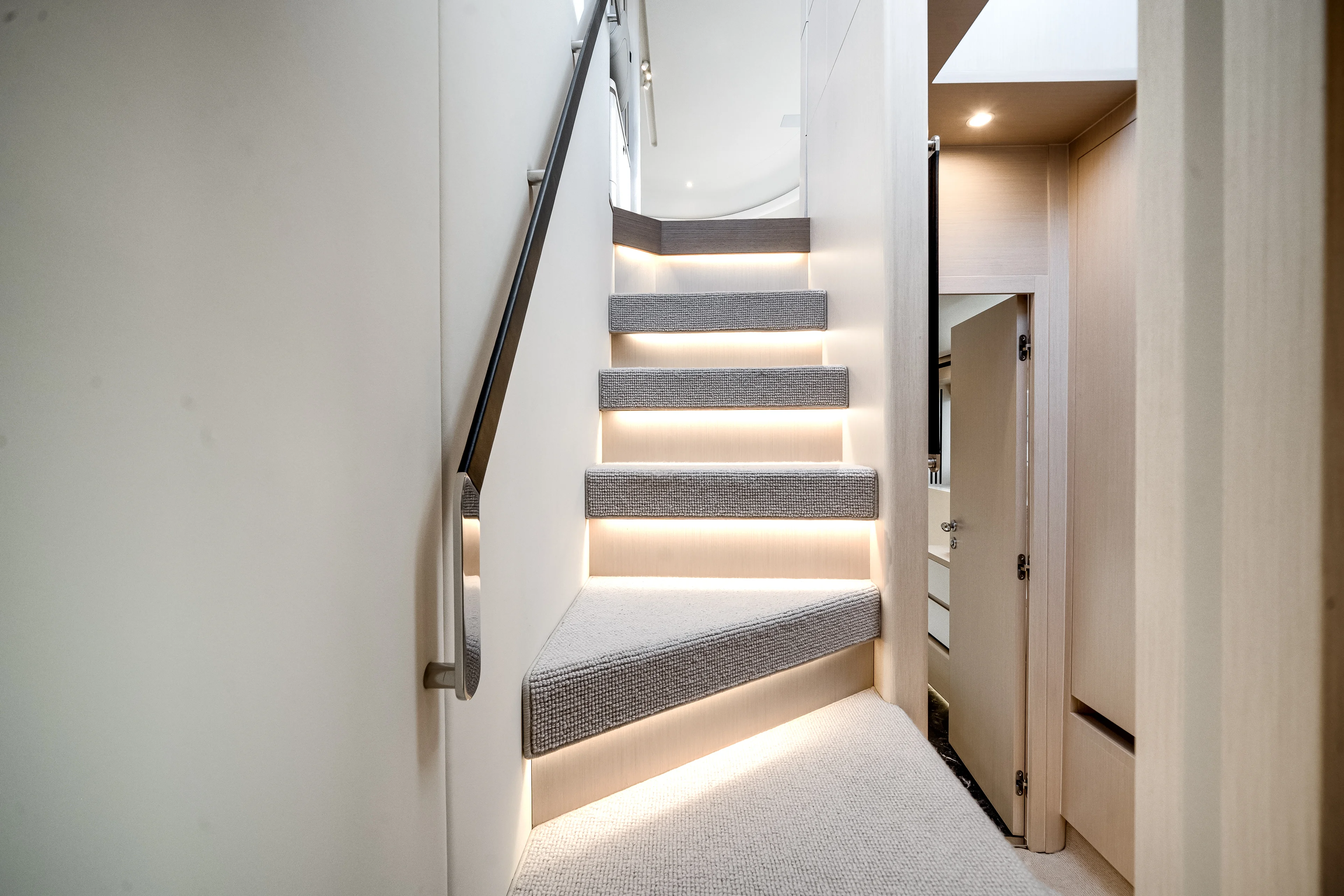 2026 Azimut Fly 68 Image Thumbnail #55