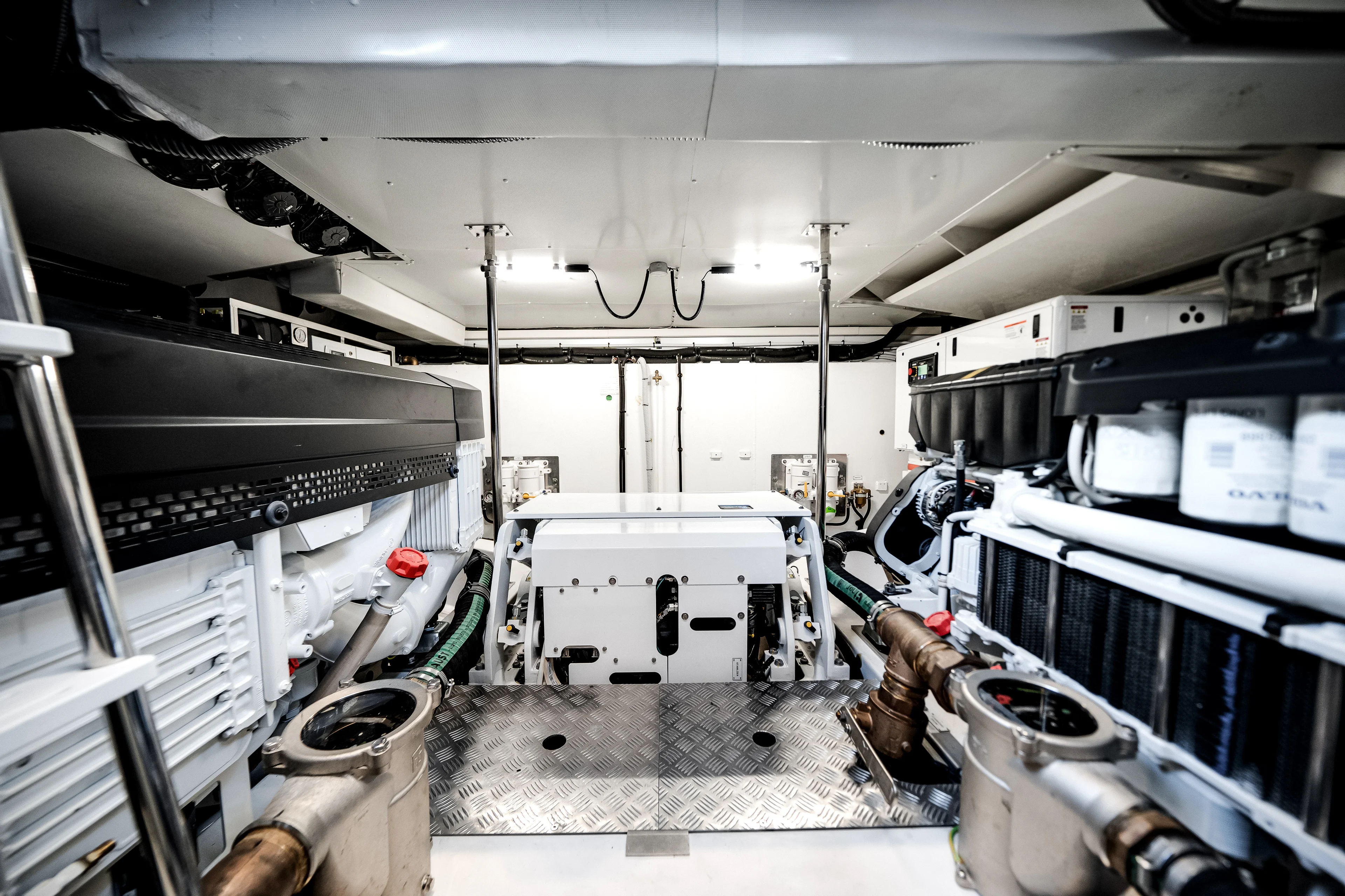 2026 Azimut Fly 68 Image Thumbnail #85