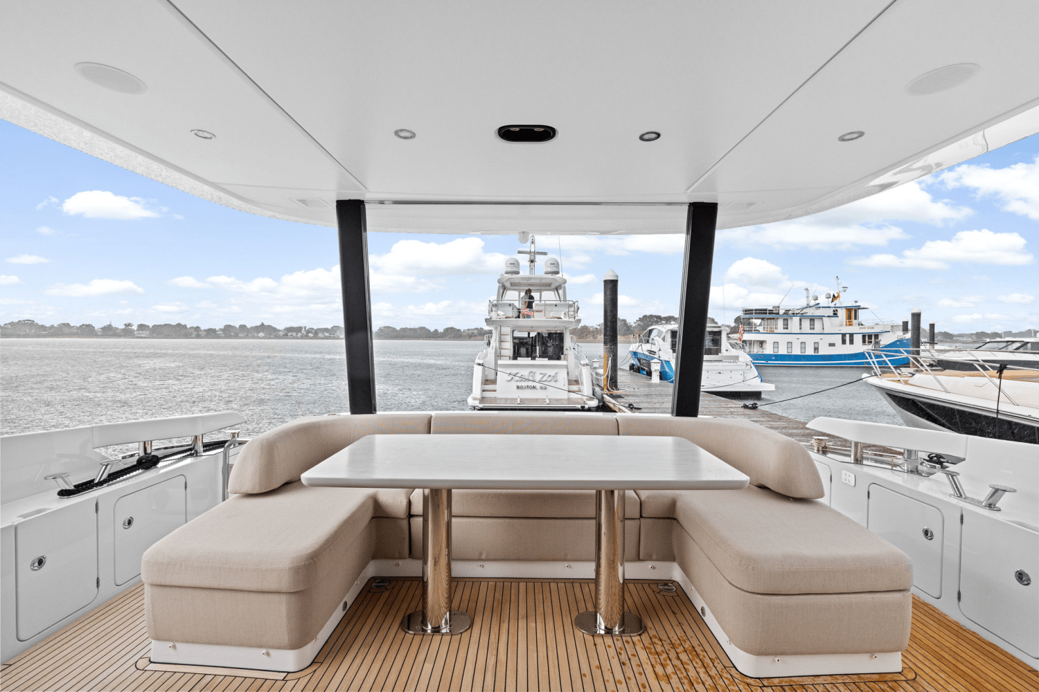 2026 Azimut Fly 68 Image Thumbnail #10