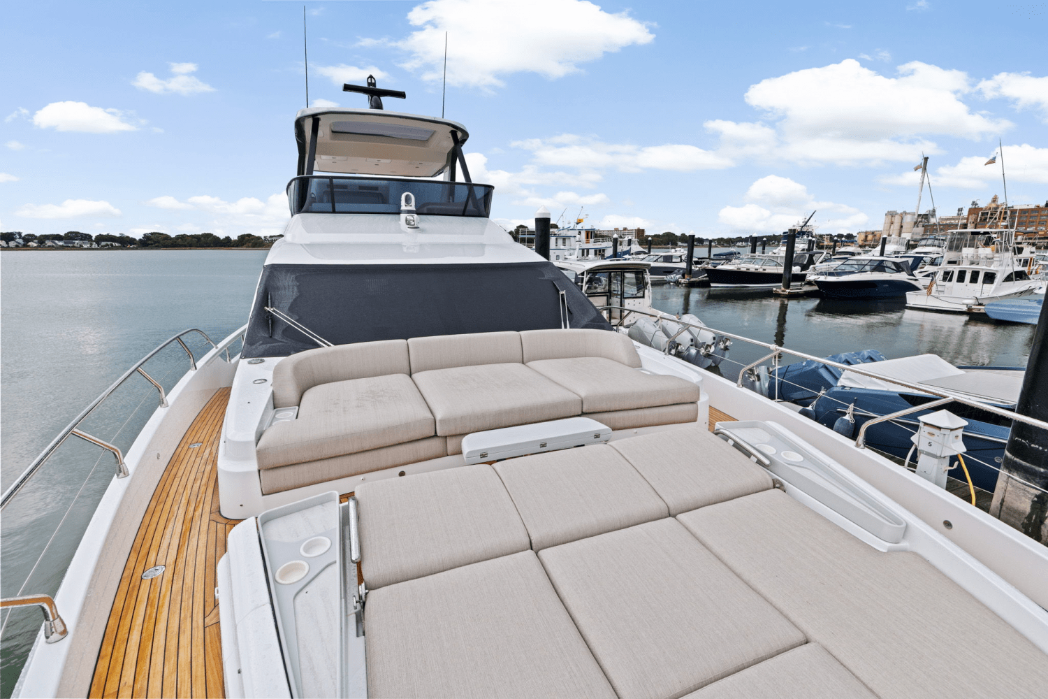 2026 Azimut Fly 68 Image Thumbnail #53