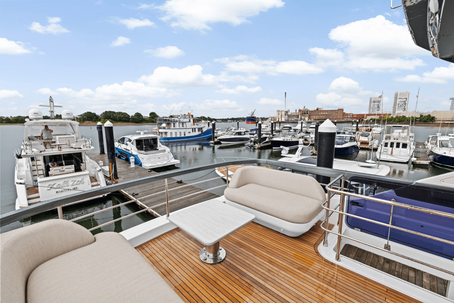 2026 Azimut Fly 68 Image Thumbnail #61