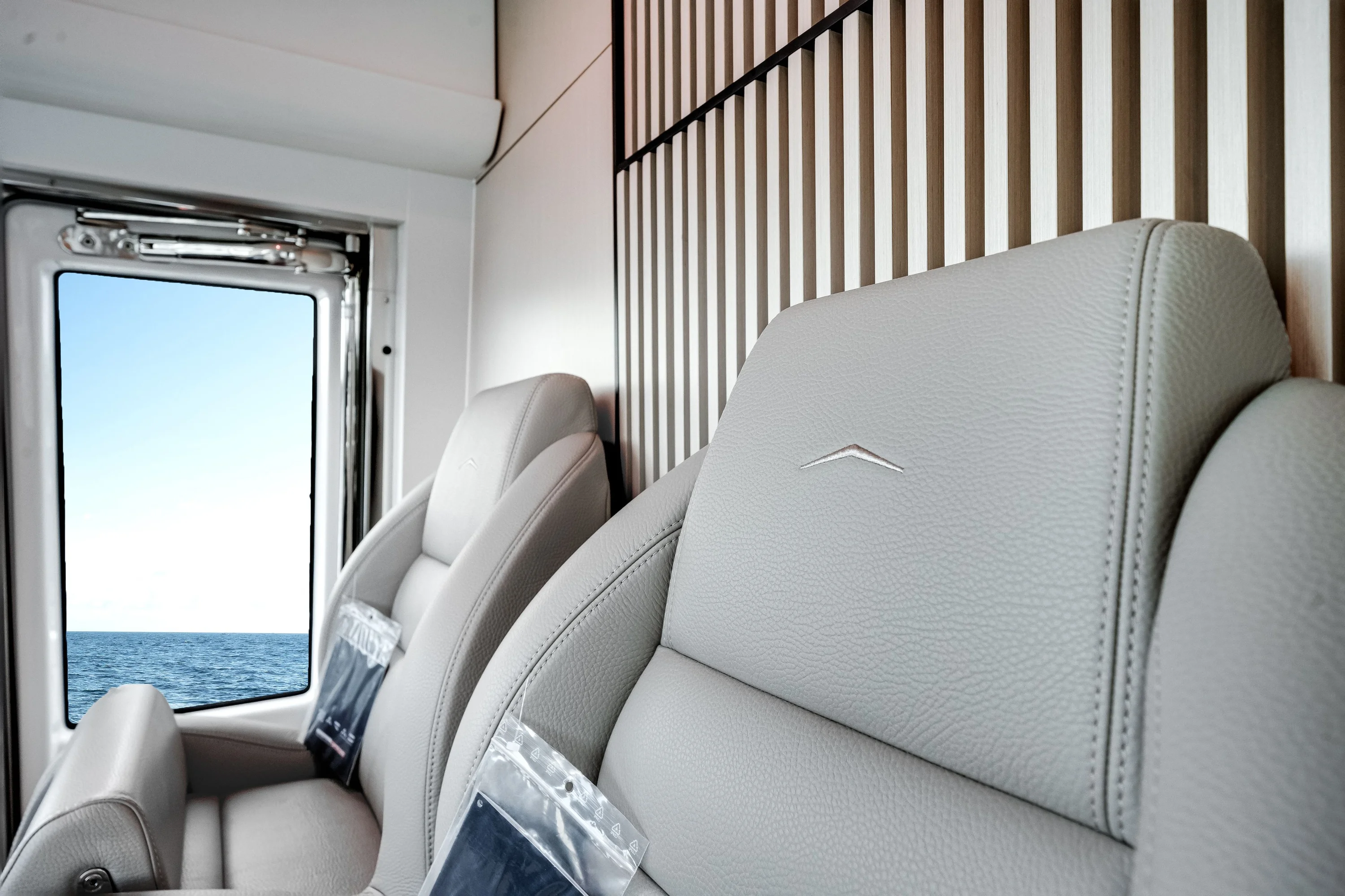 2026 Azimut Fly 68 Image Thumbnail #26