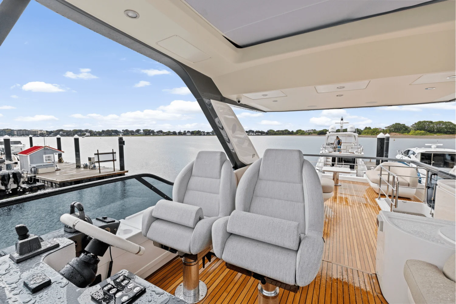 2026 Azimut Fly 68 Image Thumbnail #68