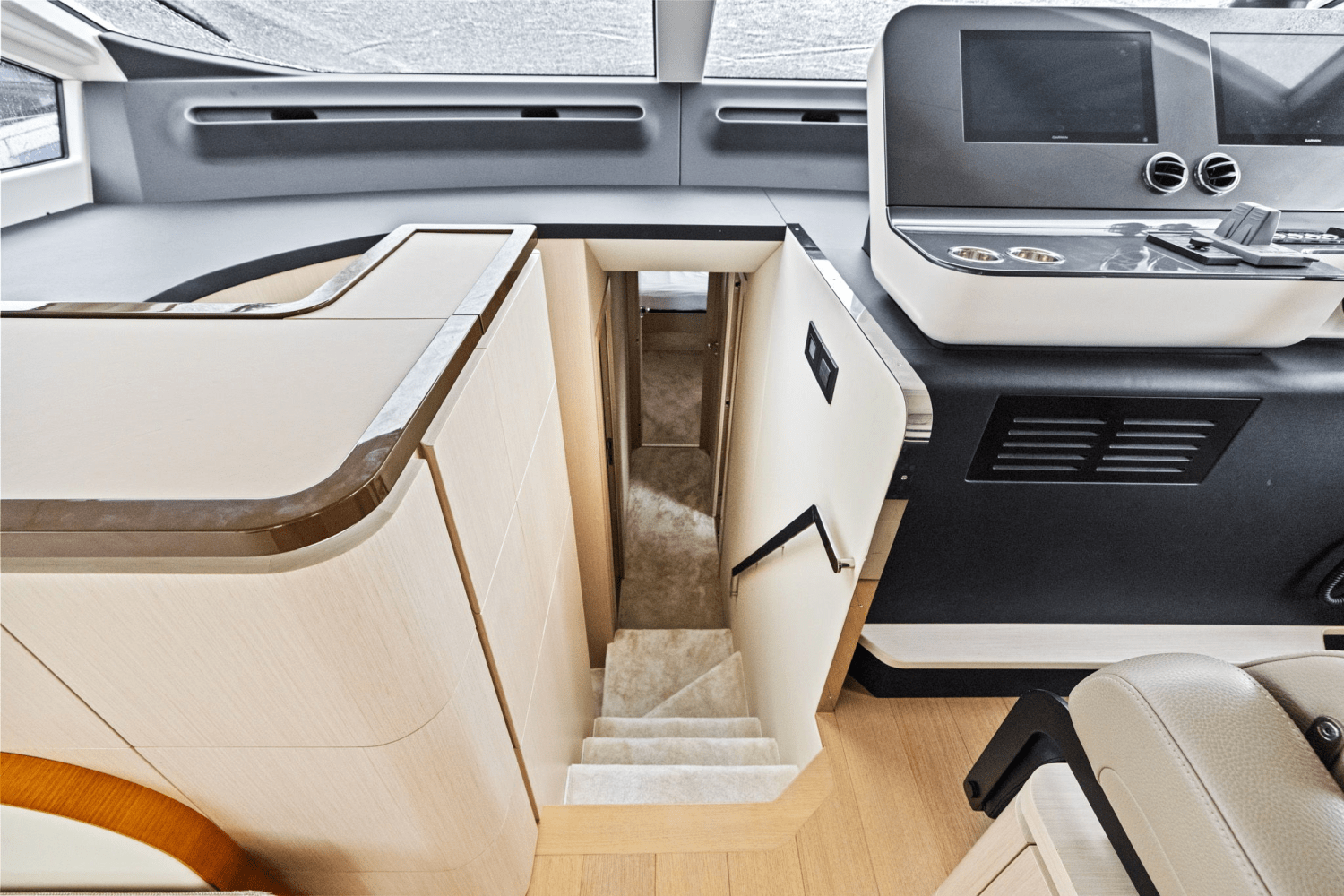 2026 Azimut Fly 68 Image Thumbnail #29