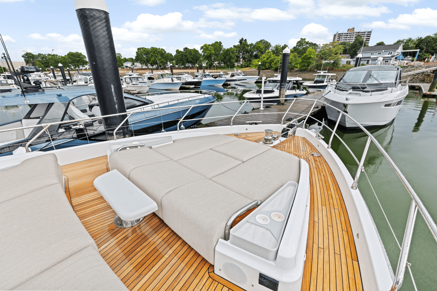 2026 Azimut Fly 68 Image Thumbnail #55