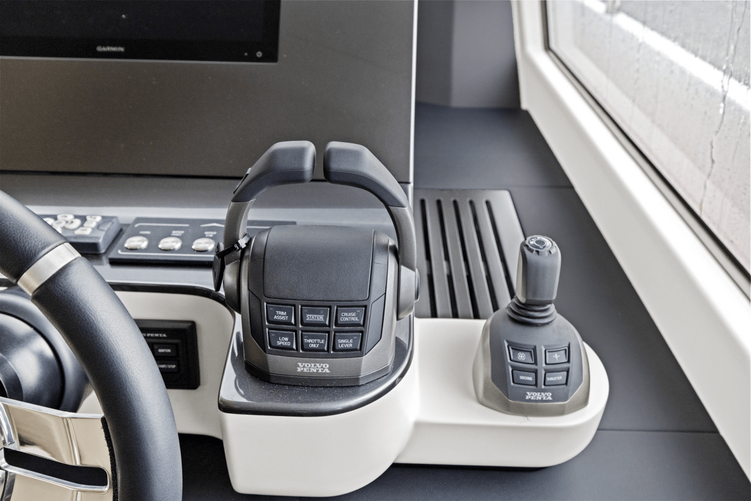 2026 Azimut Fly 68 Image Thumbnail #27