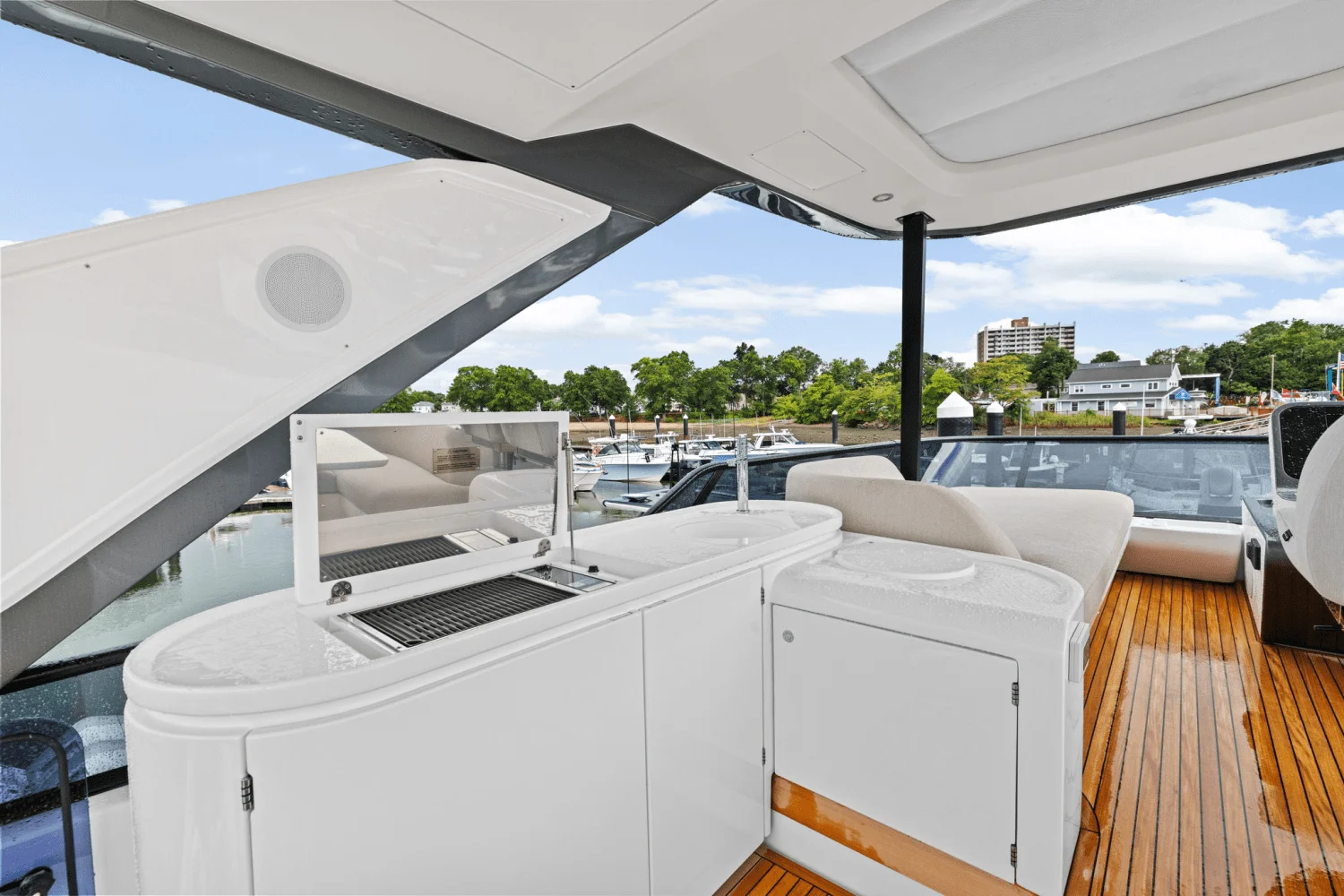 2026 Azimut Fly 68 Image Thumbnail #63