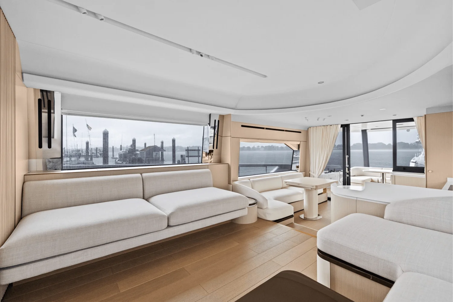 2026 Azimut Fly 68 Image Thumbnail #18