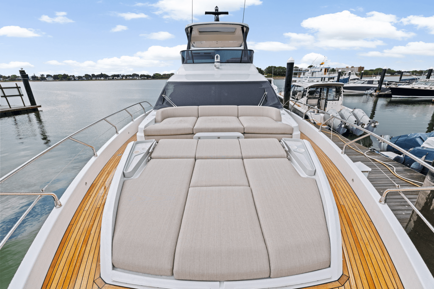 2026 Azimut Fly 68 Image Thumbnail #52