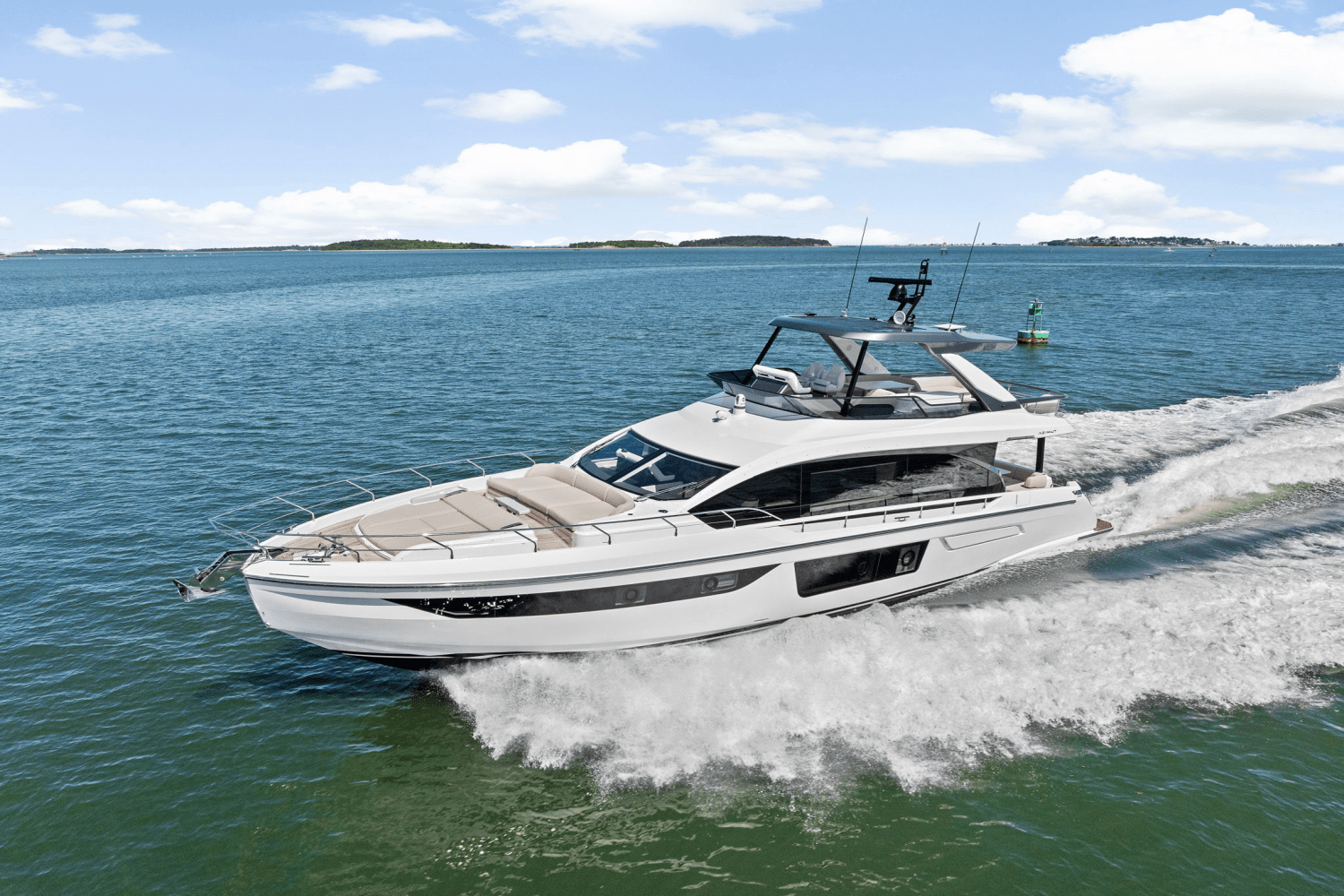 2026 Azimut Fly 68 Image Thumbnail #0