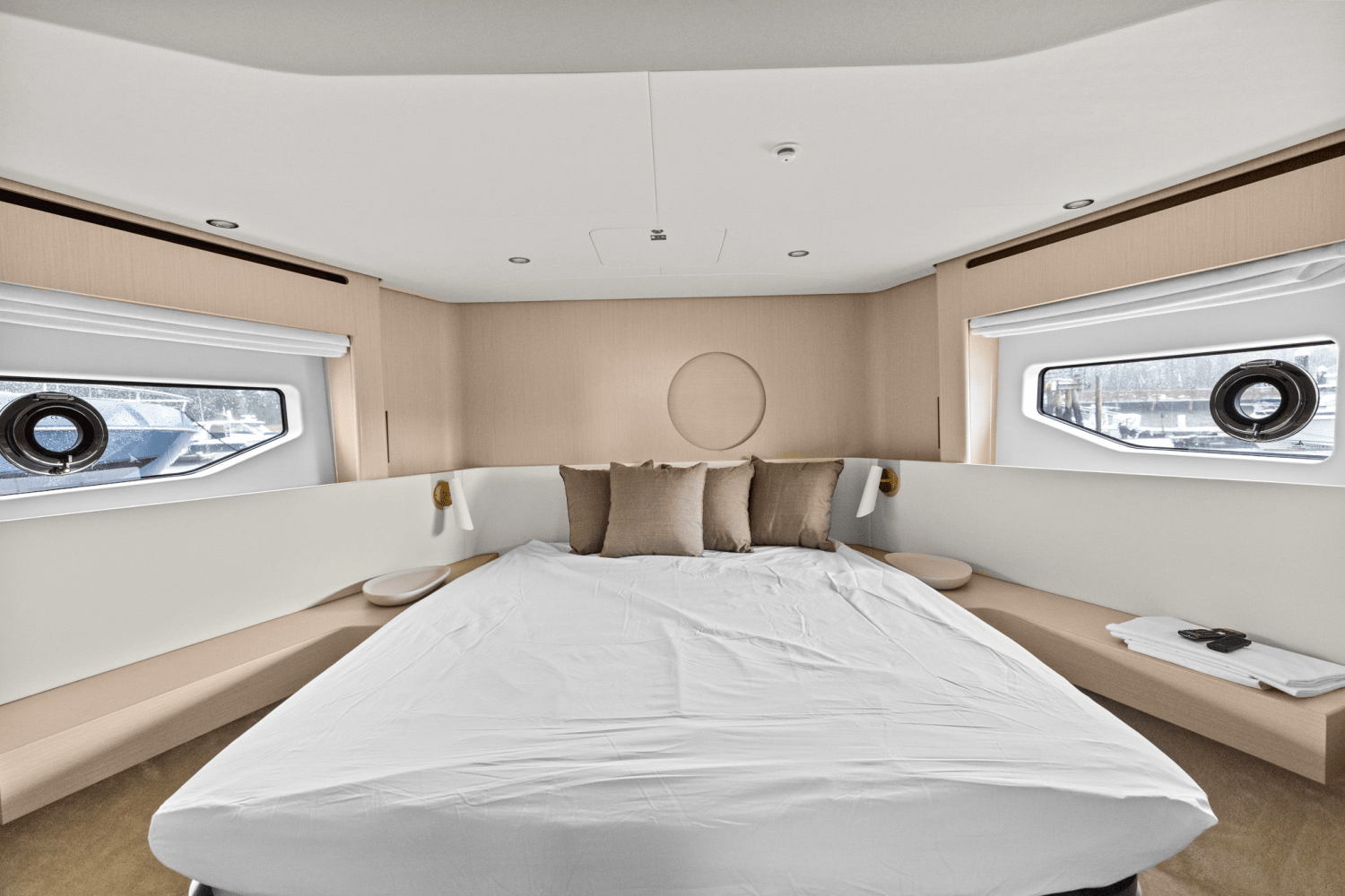 2026 Azimut Fly 68 Image Thumbnail #30