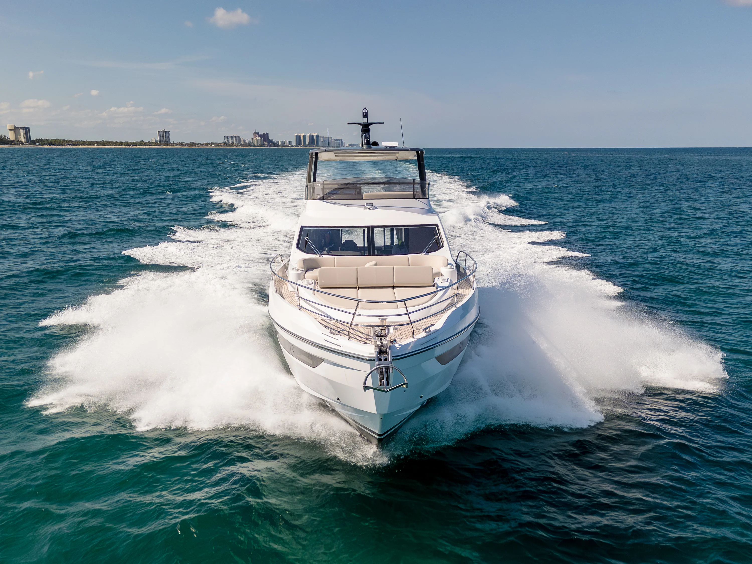 2026 Azimut
                                                             Fly 72 Image Thumbnail #2