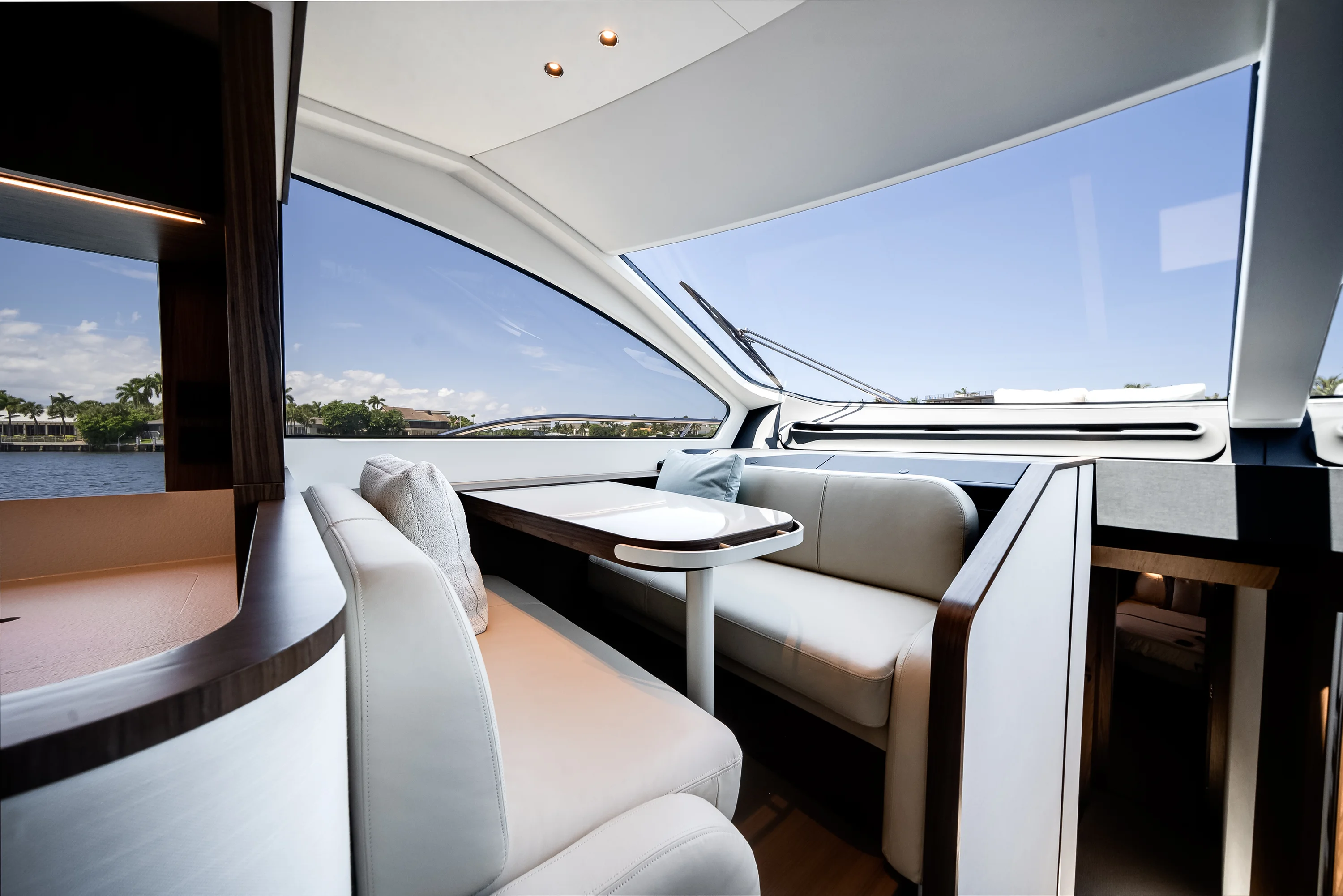 2026 Azimut
                                                             Fly 72 Image Thumbnail #39
