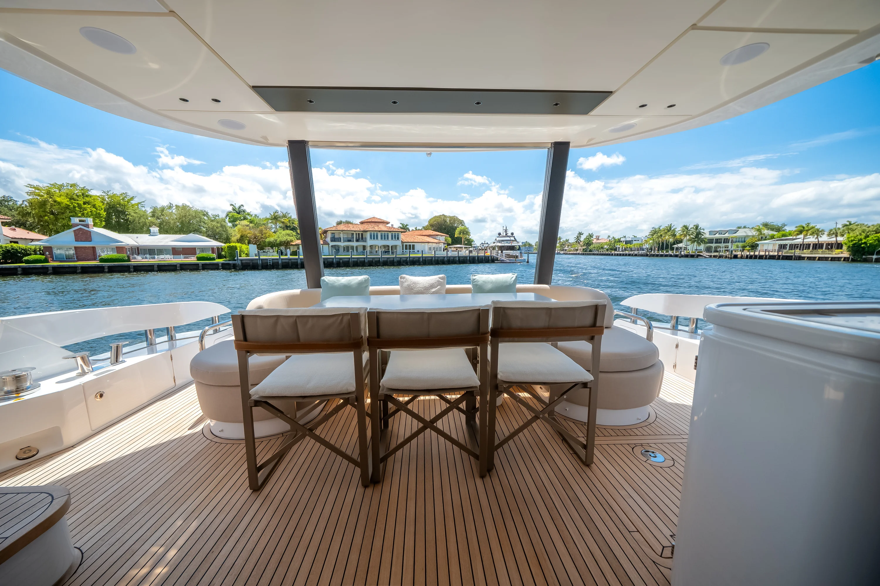 2026 Azimut
                                                             Fly 72 Image Thumbnail #60