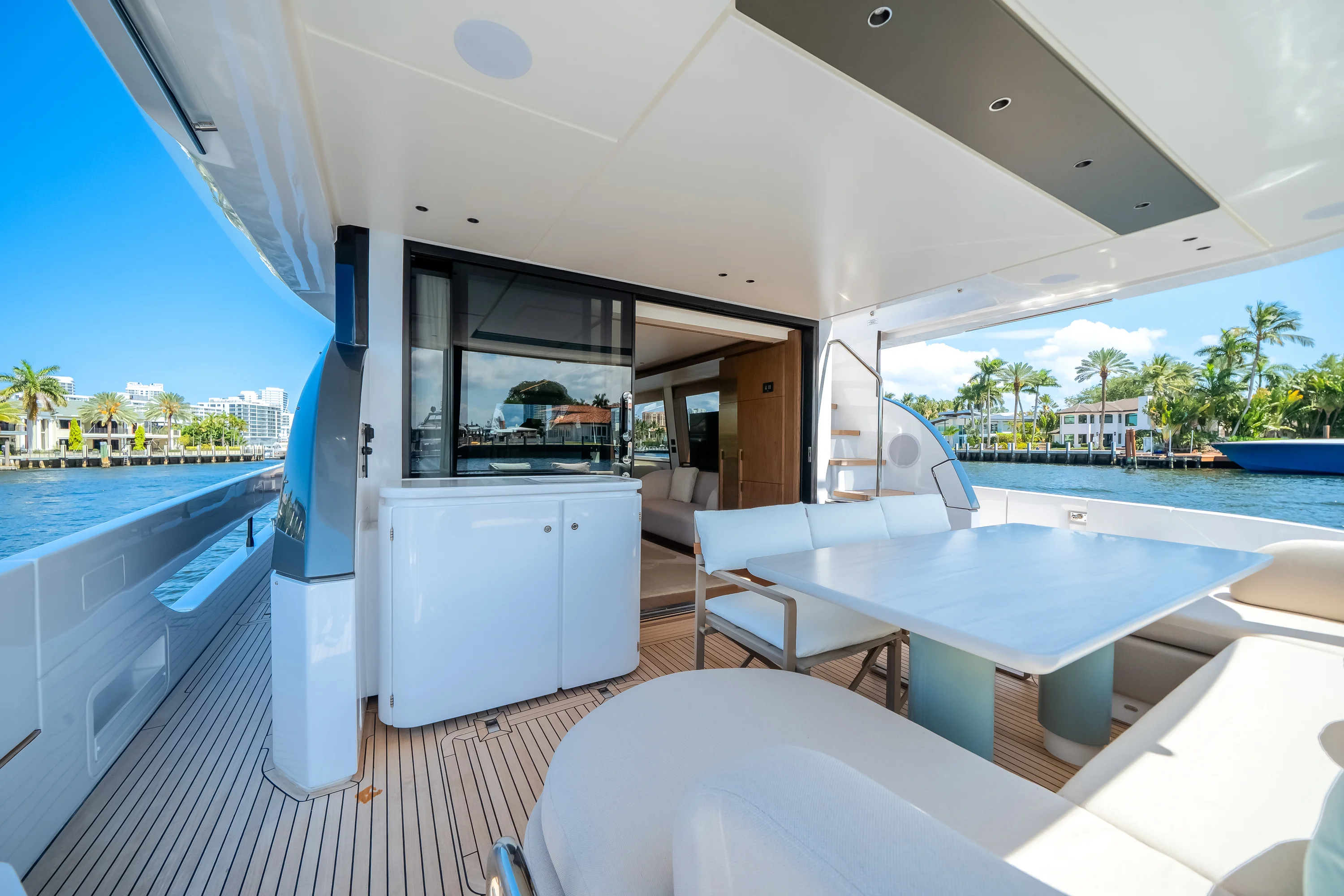 2026 Azimut
                                                             Fly 72 Image Thumbnail #62