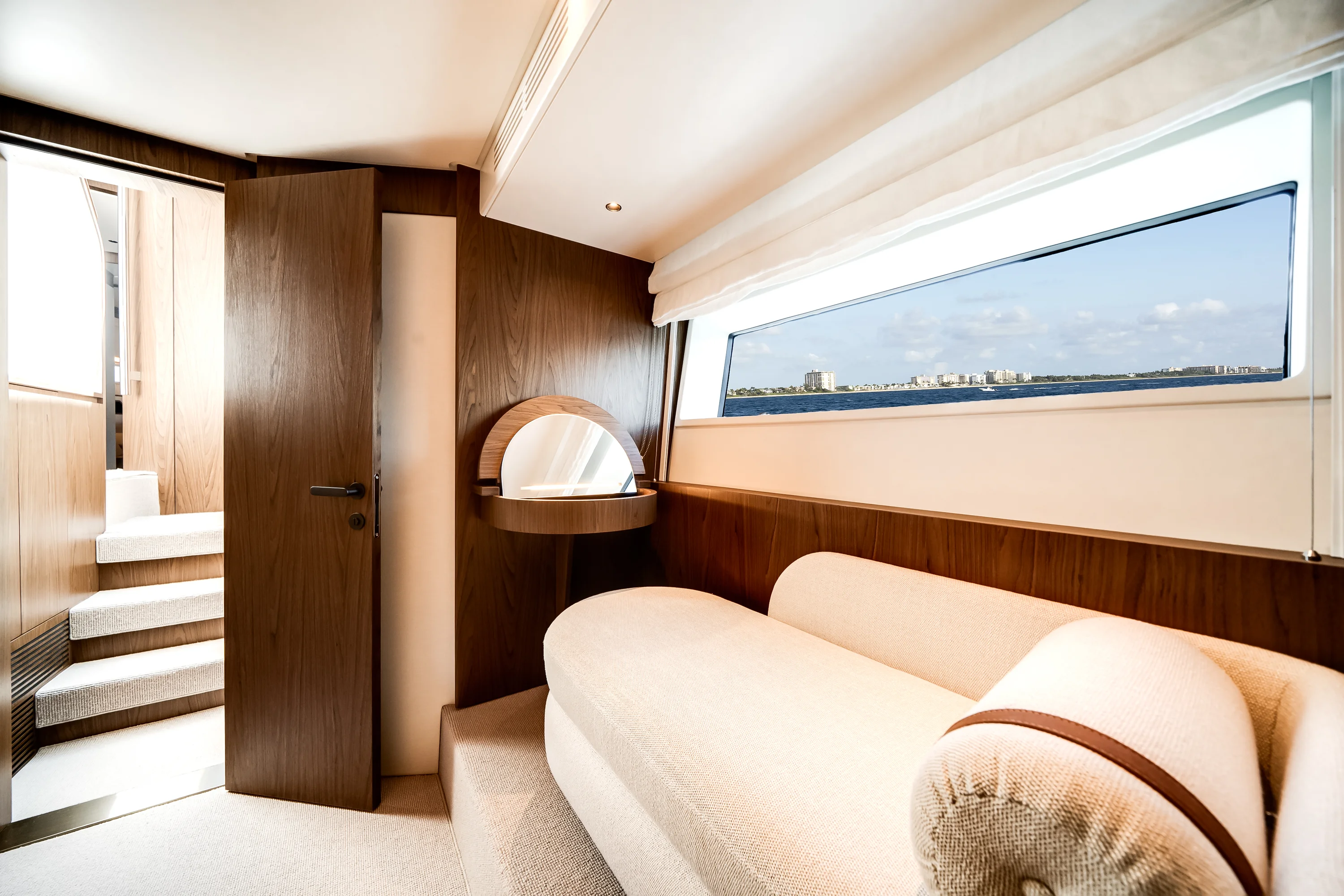 2026 Azimut
                                                             Fly 72 Image Thumbnail #27