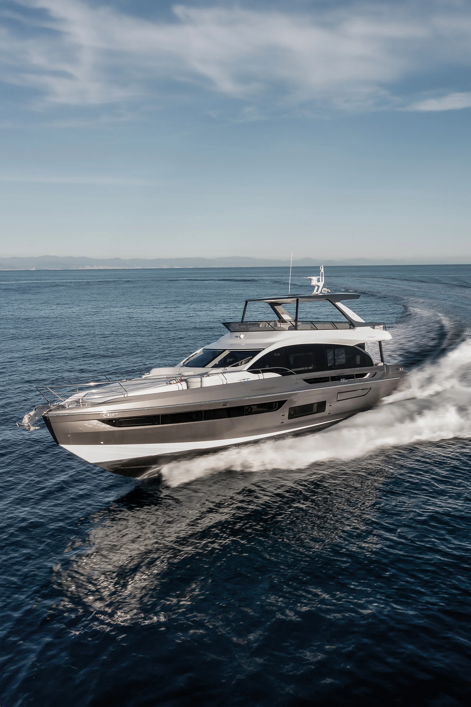 2026 Azimut Fly 72 Image Thumbnail #2