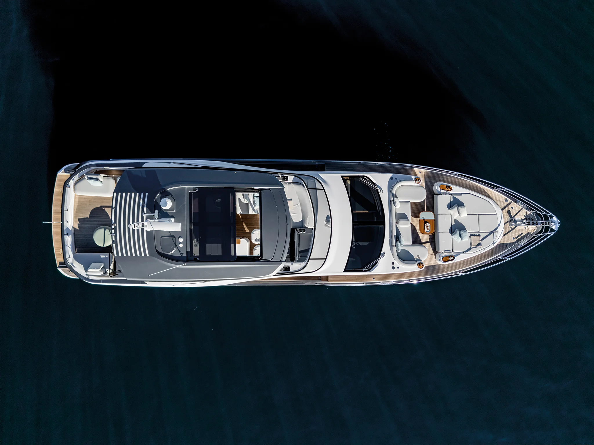 2026 Azimut Fly 72 Image Thumbnail #3