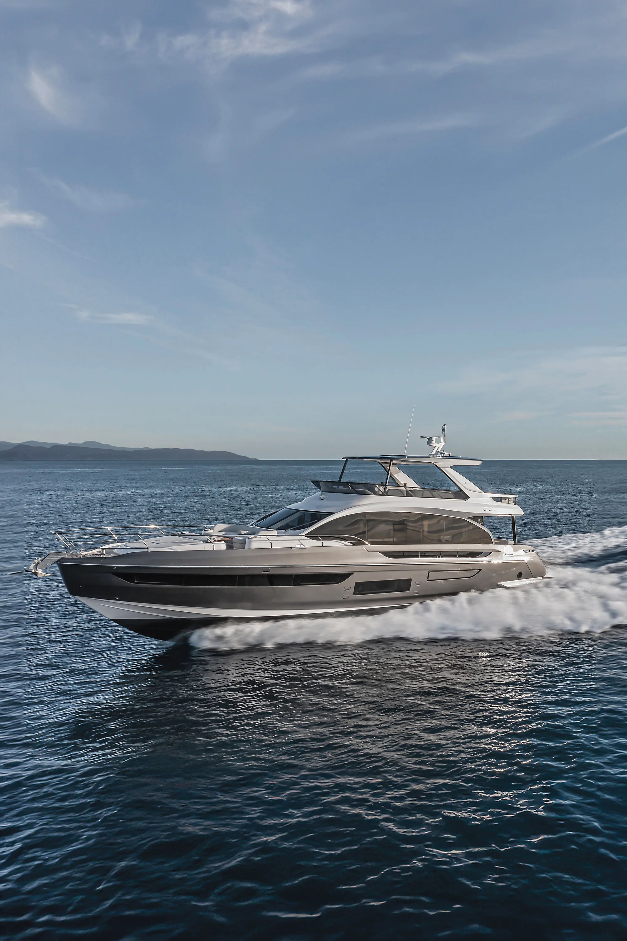 2026 Azimut Fly 72 Image Thumbnail #1