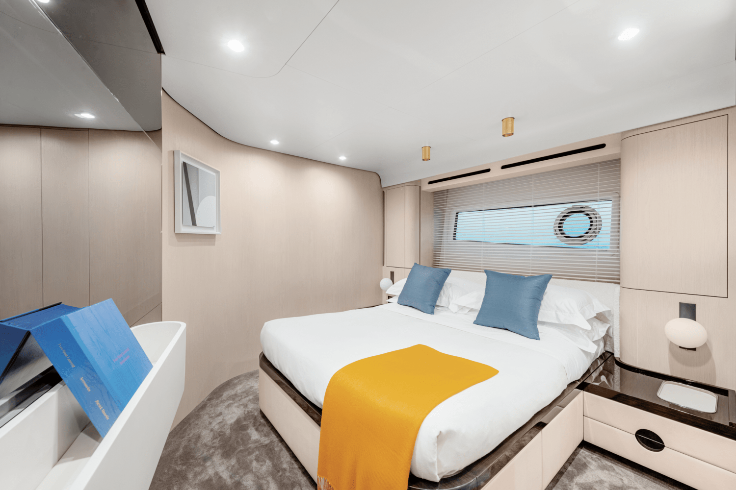 2026 Azimut
                                                             AZ78-FLY Image Thumbnail #20