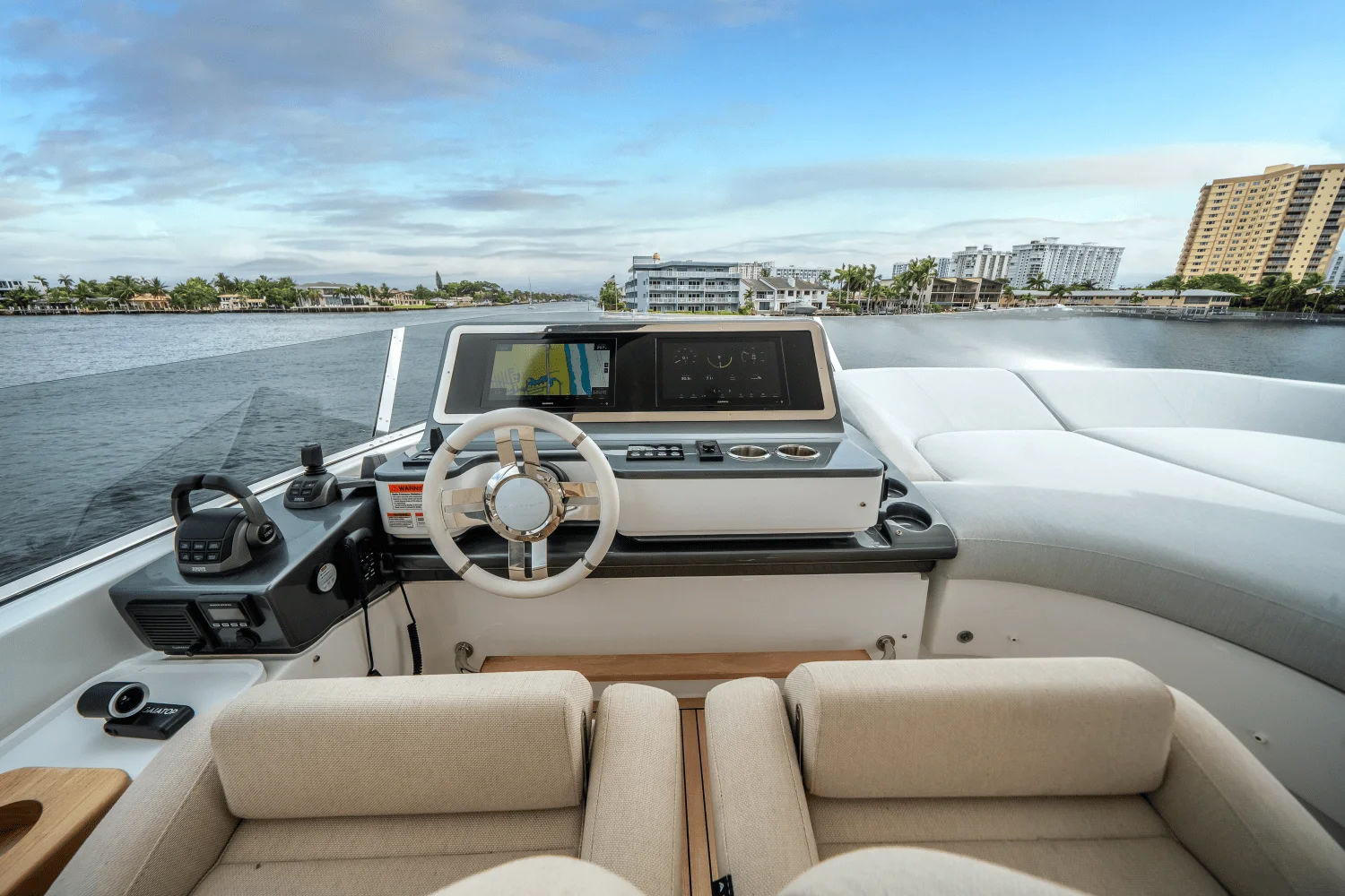 2026 Azimut Fly 78 Image Thumbnail #23