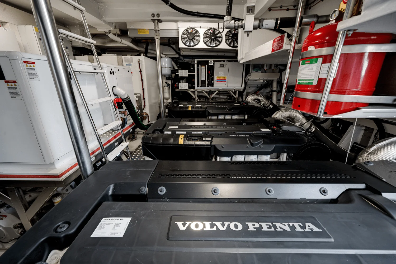 2026 Azimut Fly 78 Image Thumbnail #80