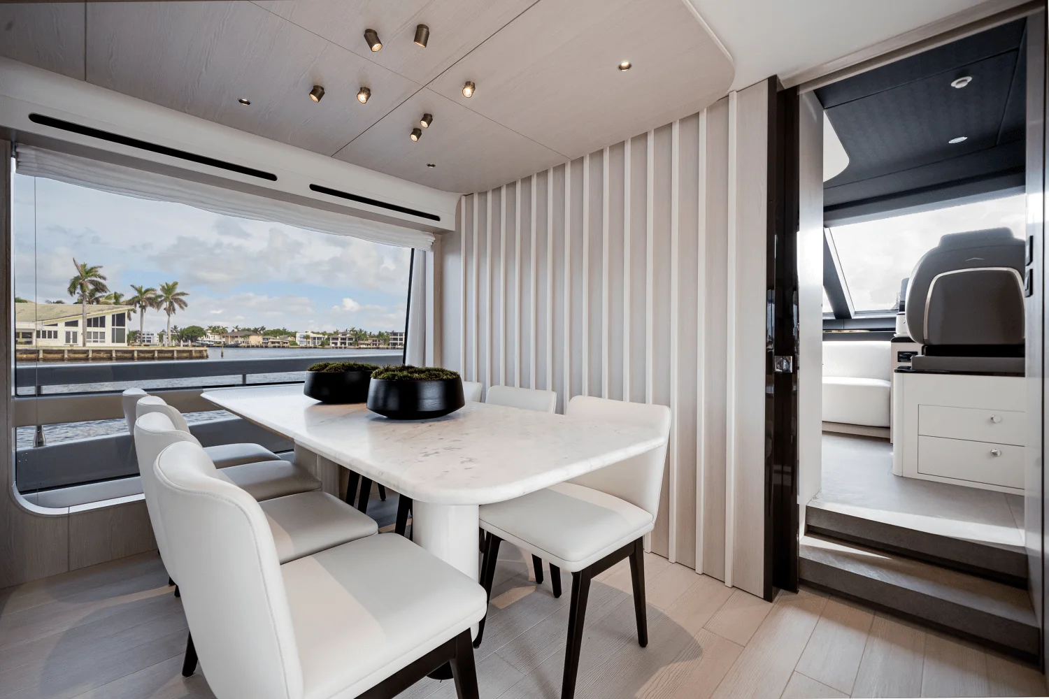 2026 Azimut Fly 78 Image Thumbnail #38