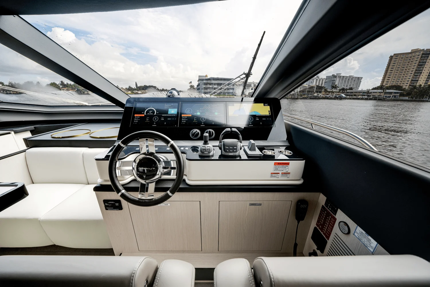 2026 Azimut Fly 78 Image Thumbnail #63