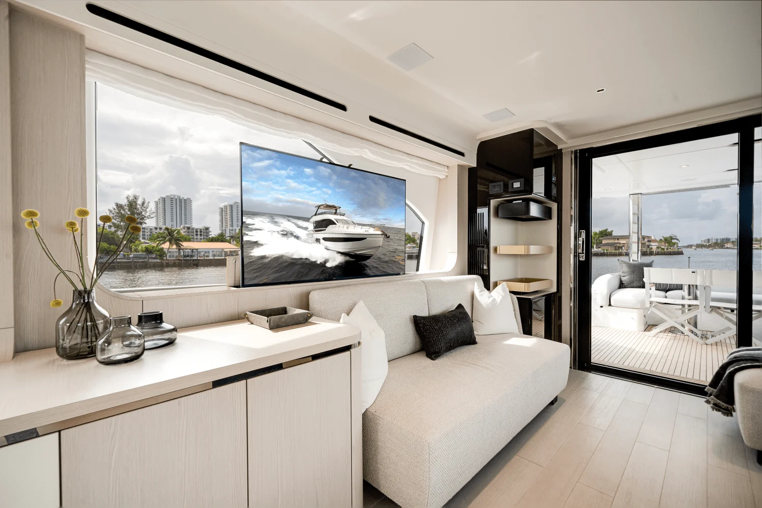 2026 Azimut Fly 78 Image Thumbnail #37