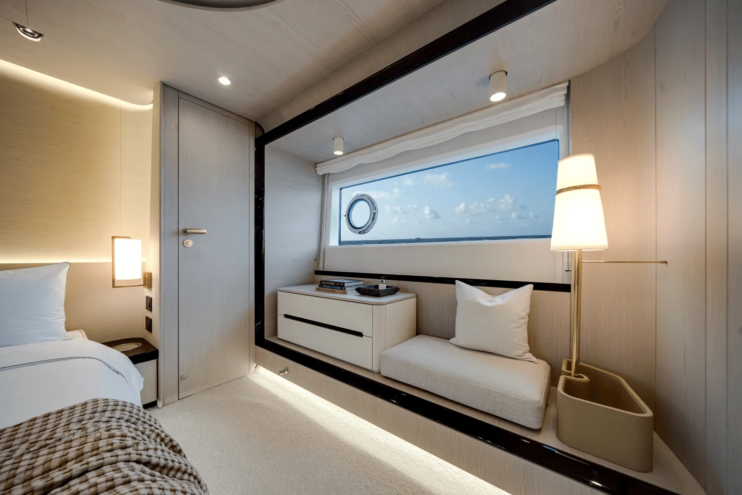 2026 Azimut Fly 78 Image Thumbnail #43