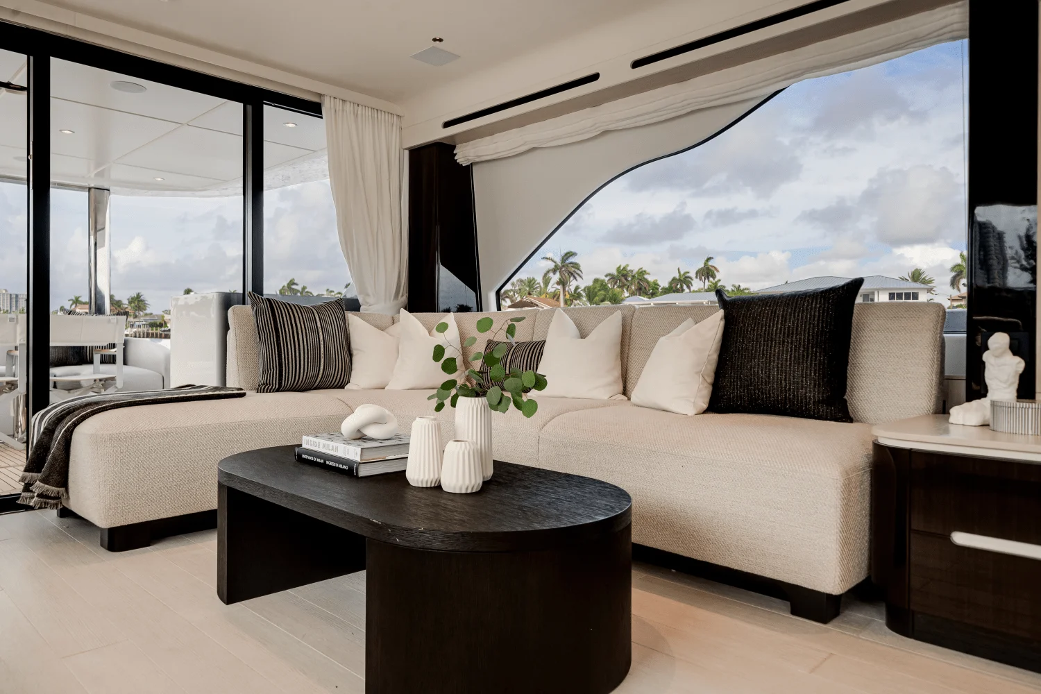 2026 Azimut Fly 78 Image Thumbnail #30