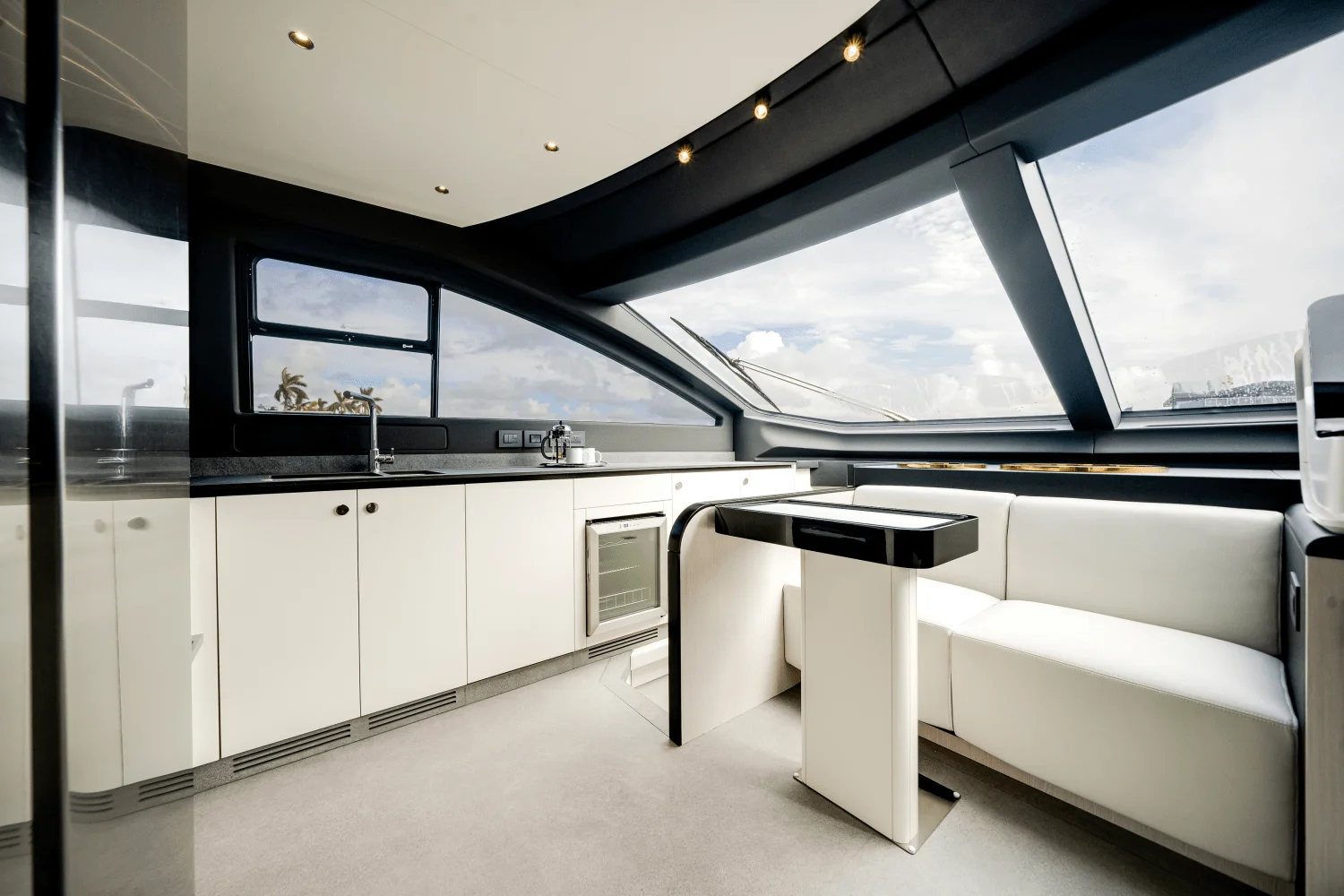 2026 Azimut Fly 78 Image Thumbnail #64