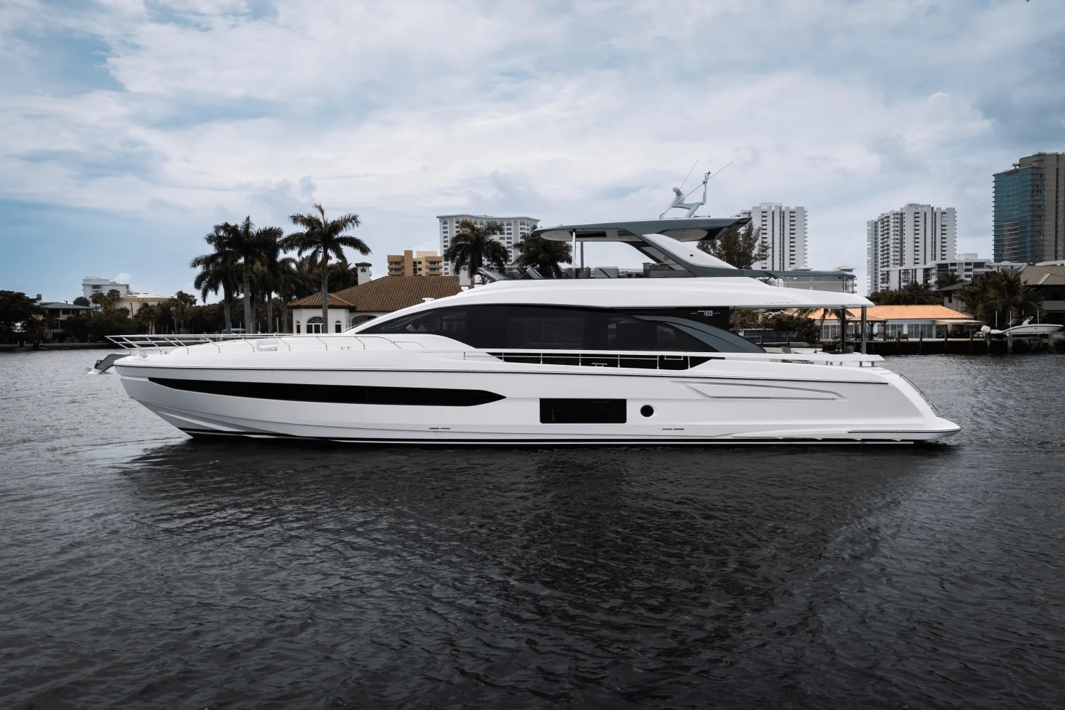 2026 Azimut Fly 78 Image Thumbnail #94