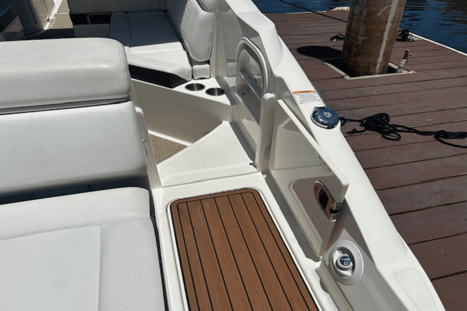 2018 Sea Ray 270 SDX Image Thumbnail #11