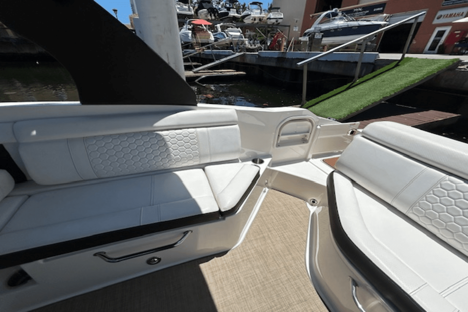 2018 Sea Ray 270 SDX Image Thumbnail #18