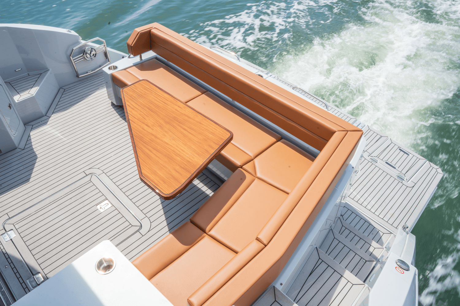 2025 Cruisers Yachts 46 Cantius Image Thumbnail #27