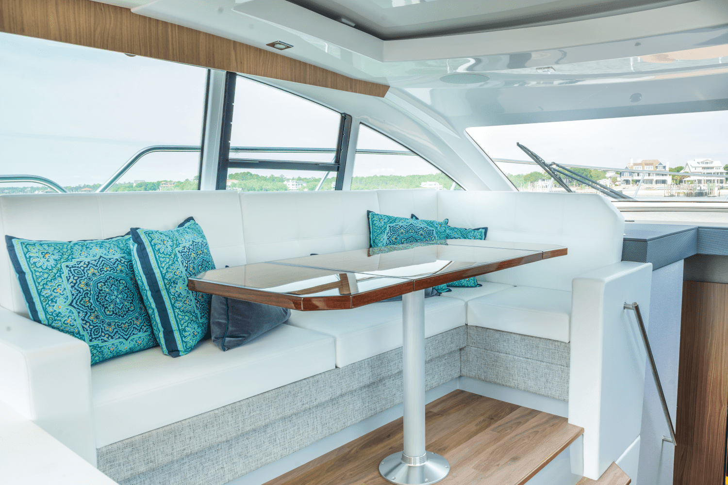2025 Cruisers Yachts 46 Cantius Image Thumbnail #40