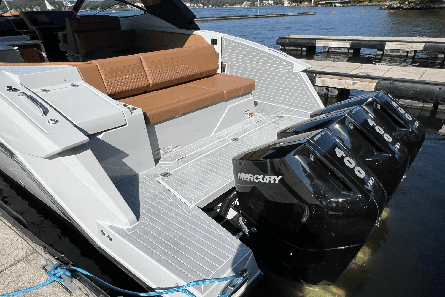 2025 Cruisers Yachts 38 GLS South Beach Outboard Image Thumbnail #5