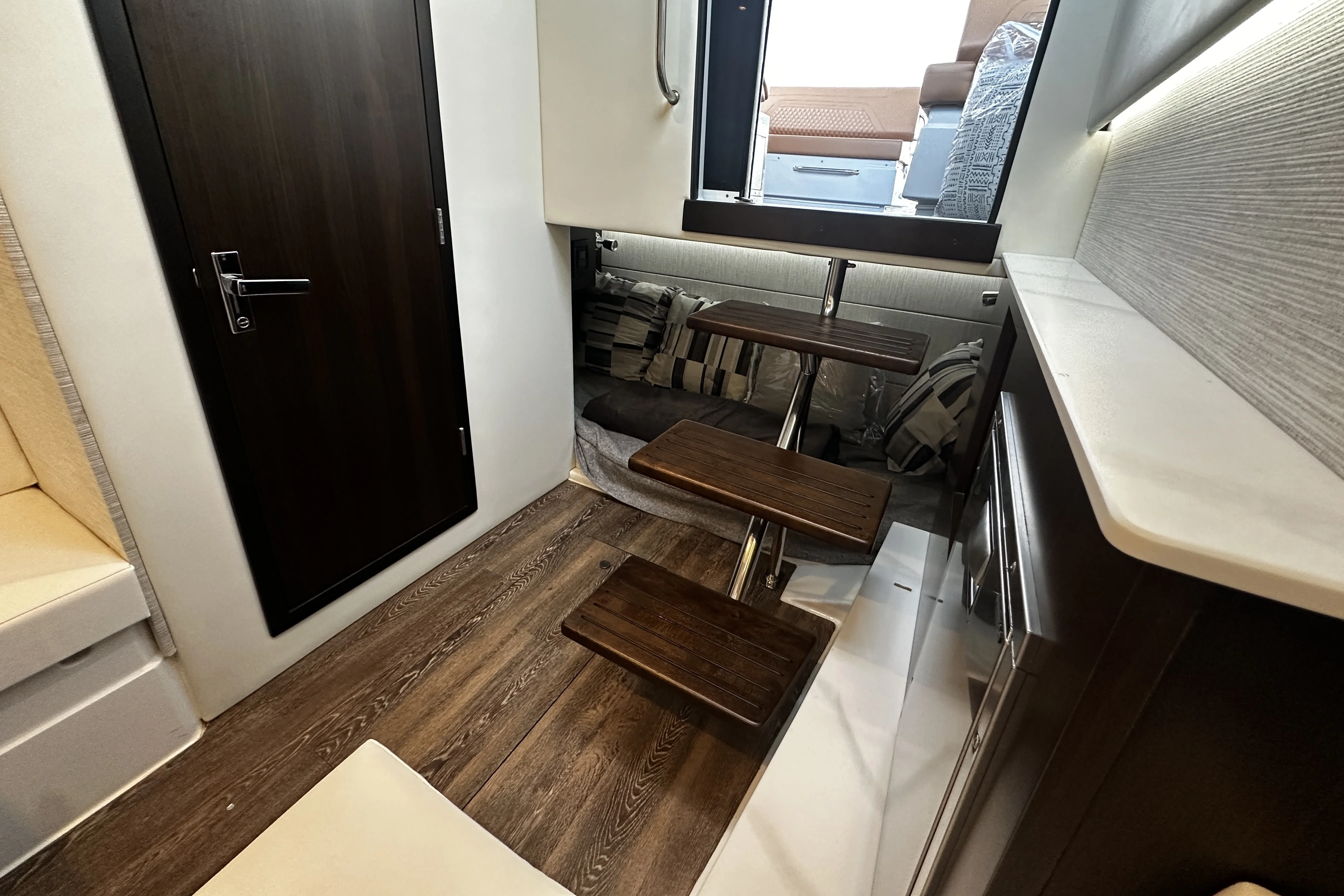 2025 Cruisers Yachts 34 GLS South Beach Outboard Image Thumbnail #50