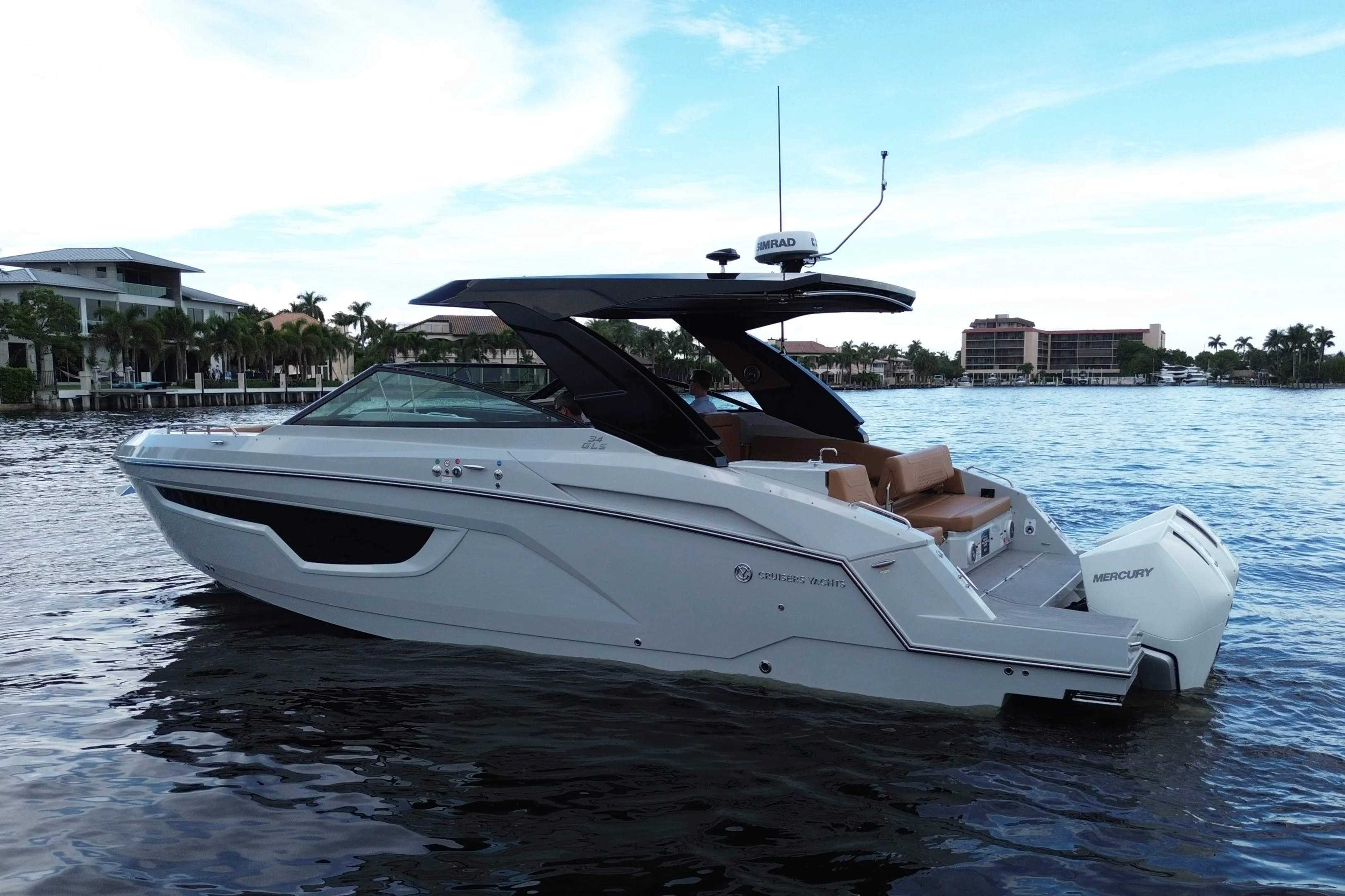 2025 Cruisers Yachts 34 GLS South Beach Outboard Image Thumbnail #5