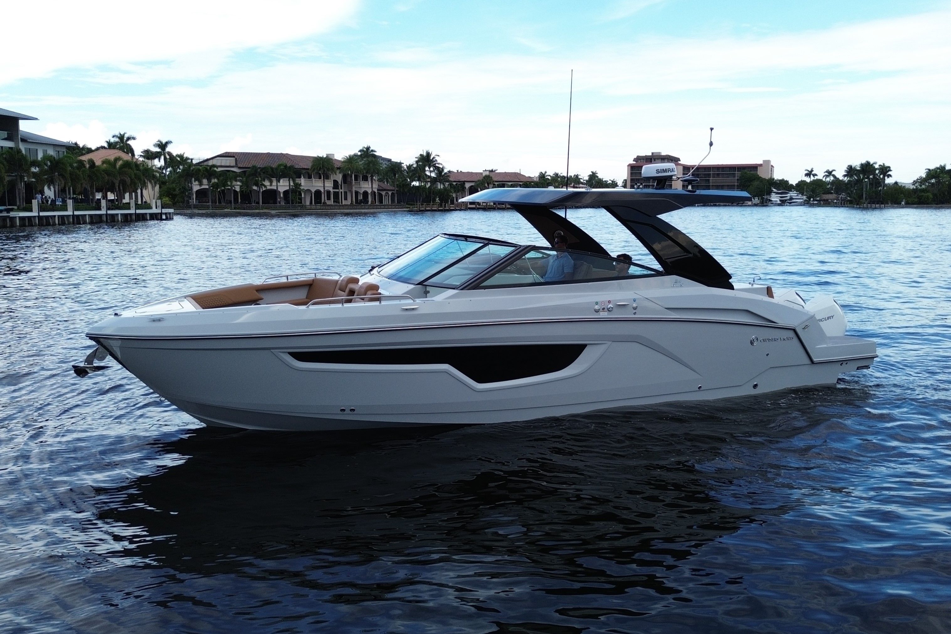 2025 Cruisers Yachts 34 GLS South Beach Outboard Image Thumbnail #2