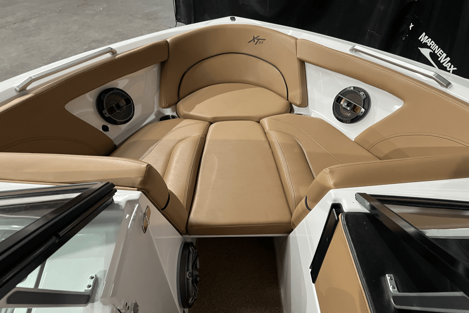 2019 Mastercraft XT23 Image Thumbnail #16