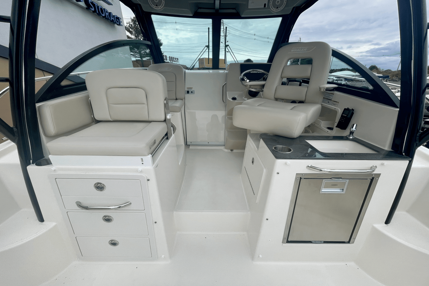 2025 Boston Whaler 285 Conquest Image Thumbnail #14