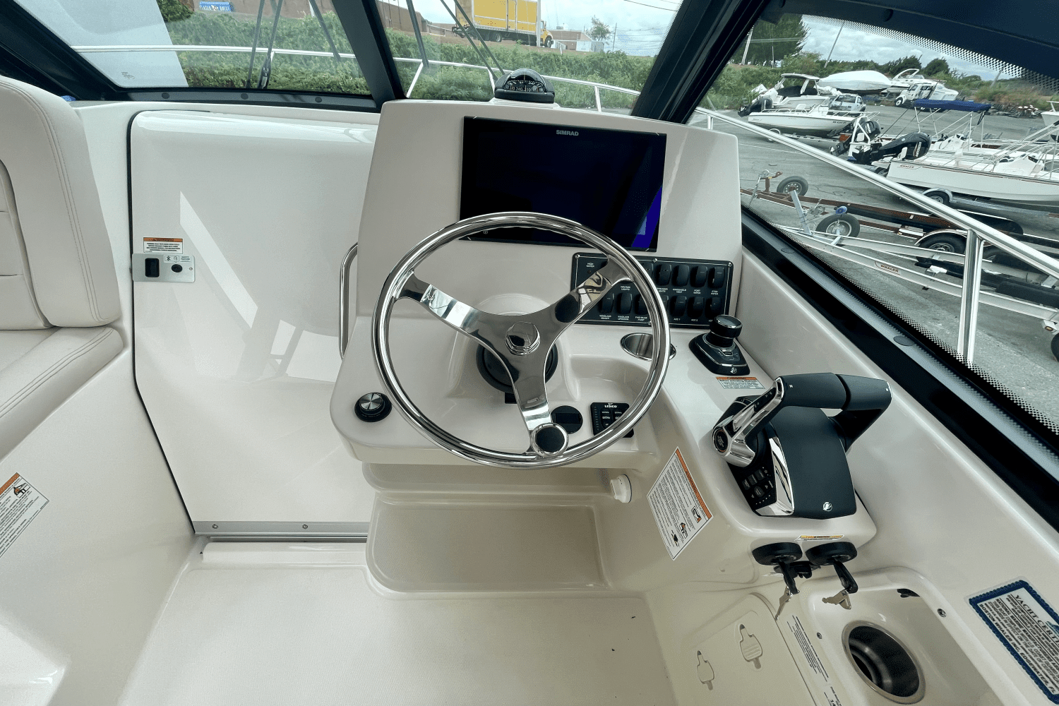 2025 Boston Whaler 285 Conquest Image Thumbnail #20