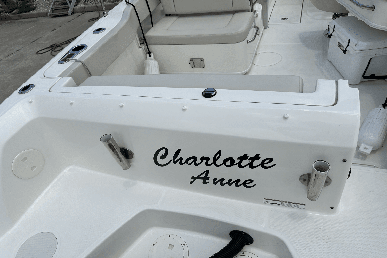 2018 Boston Whaler 230 VANTAGE Image Thumbnail #15