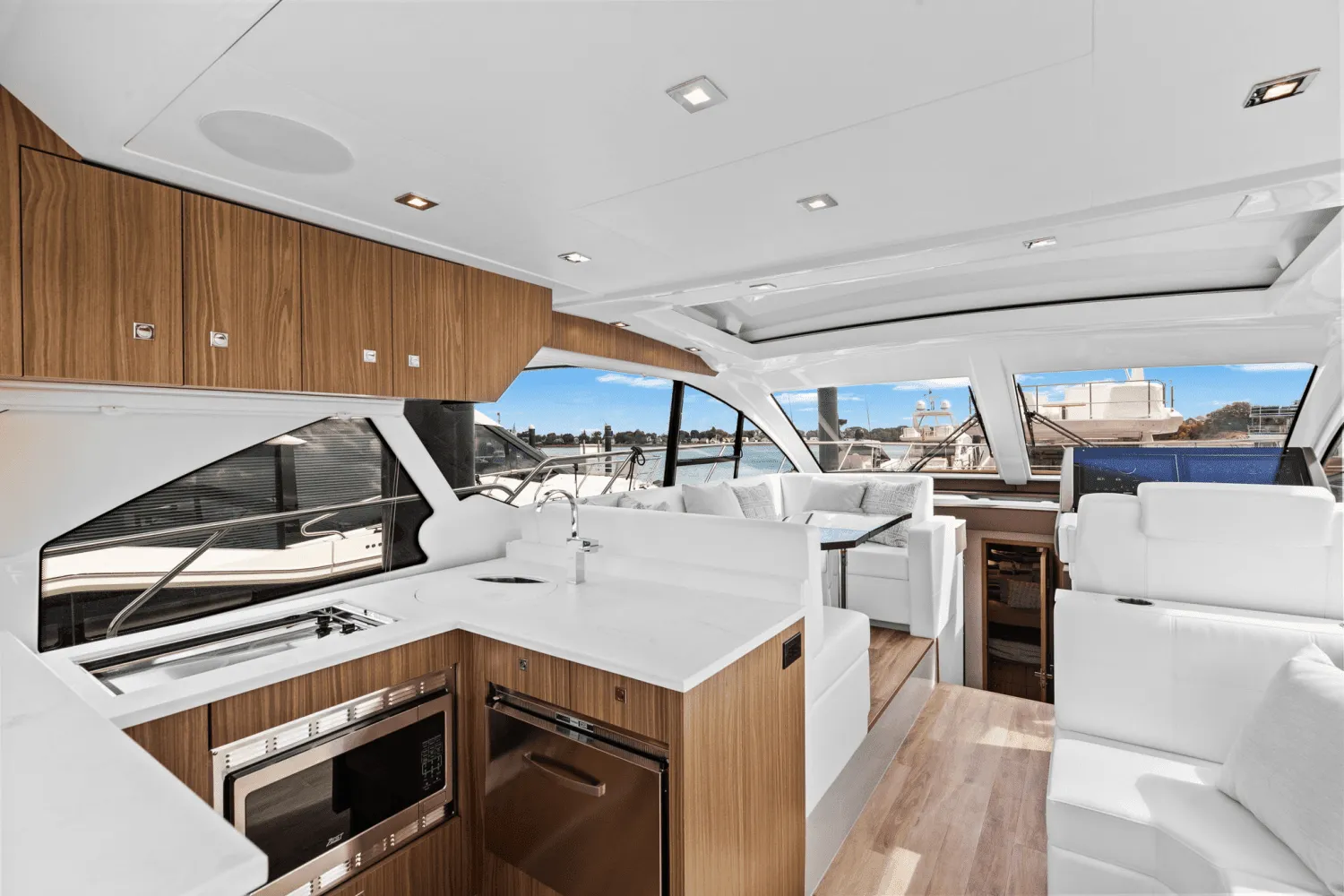2025 Cruisers Yachts 50 Cantius Image Thumbnail #21