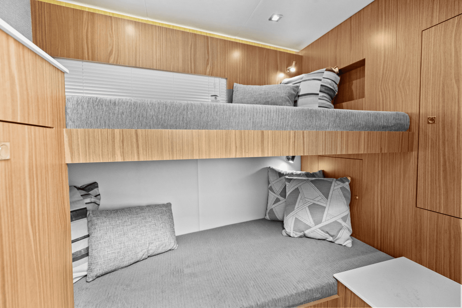 2025 Cruisers Yachts 50 Cantius Image Thumbnail #37