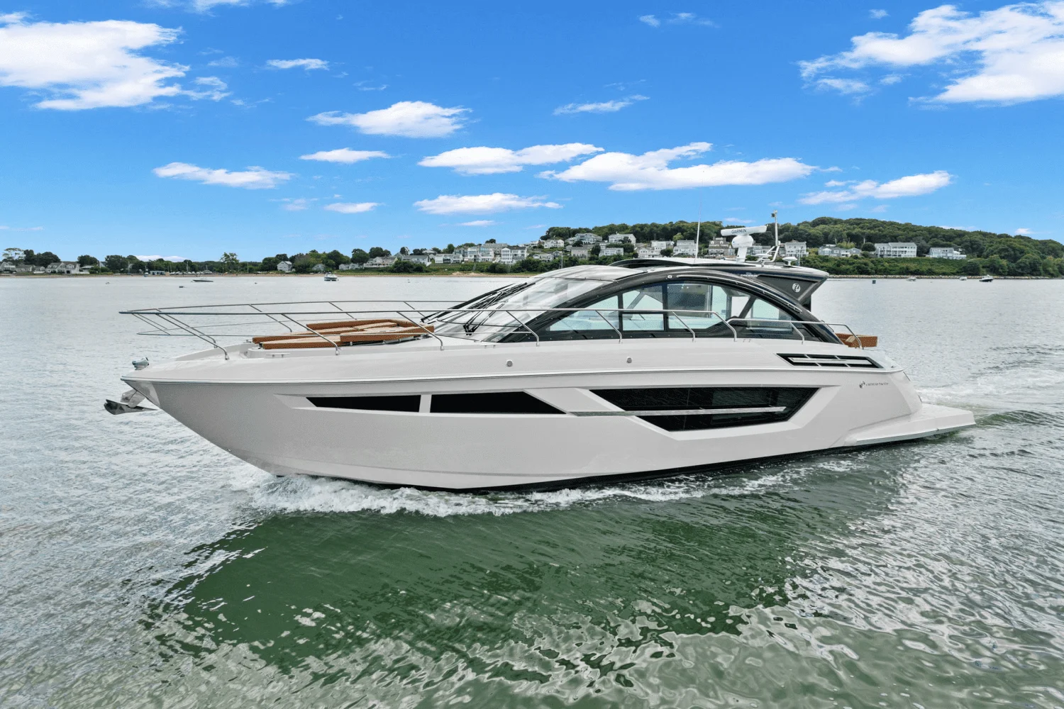 2025 Cruisers Yachts 50 Cantius Image Thumbnail #4