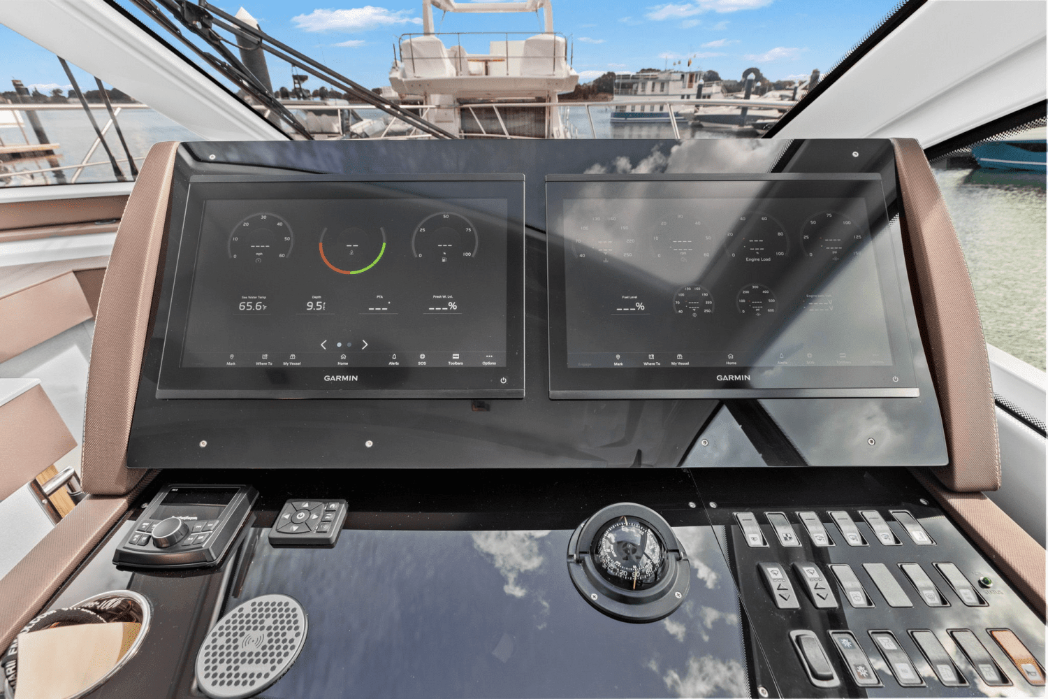 2025 Cruisers Yachts 50 Cantius Image Thumbnail #32