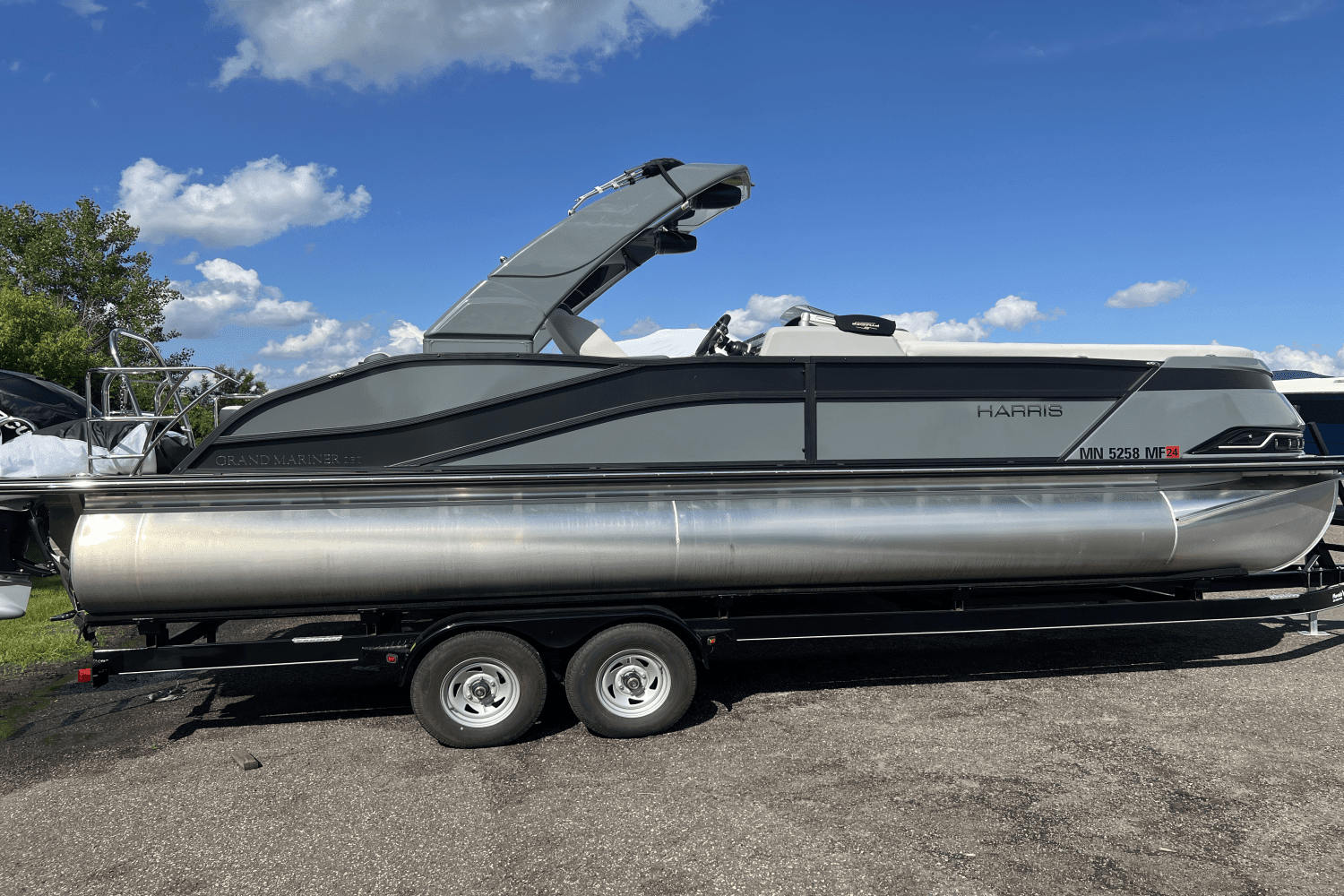 Thumbnail 2 for 2022 Harris 250 GRAND MARINER